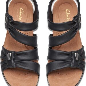 Clark’s basically new Kitly Ave Sandal 8